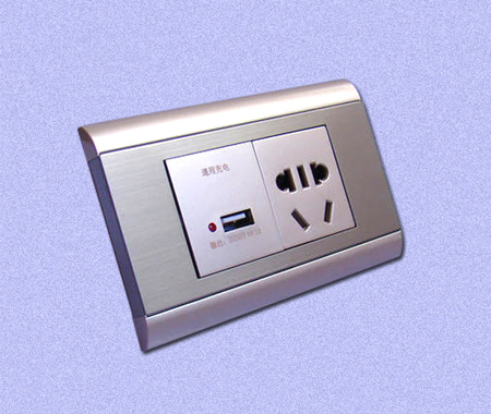 插座開(kāi)關(guān)鋁面板